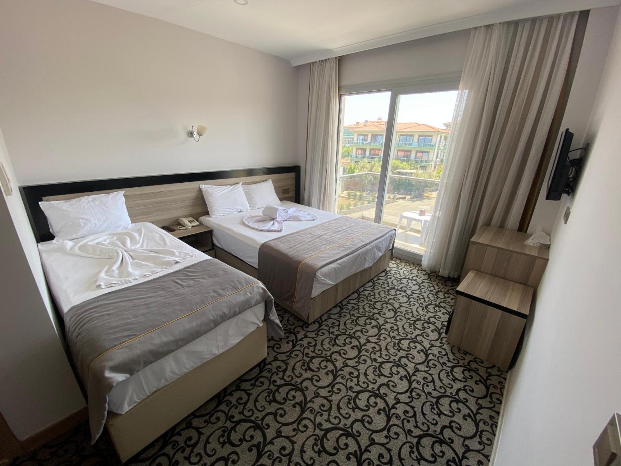Elisa Hotel Ayvalı エクステリア 写真